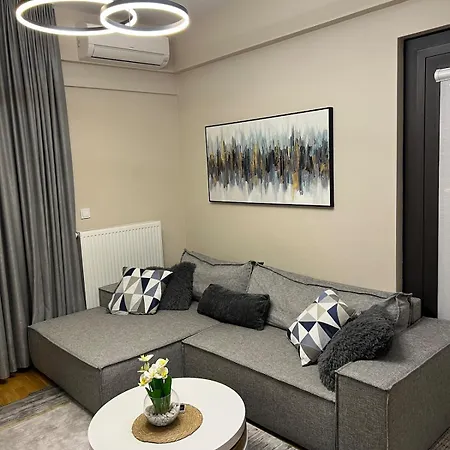 Apartamento - Stylish 1br With 2 Balconies - View & Free Parking Escópia